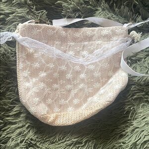 SHEIN Cream Crossbody Bag with Lace Detail